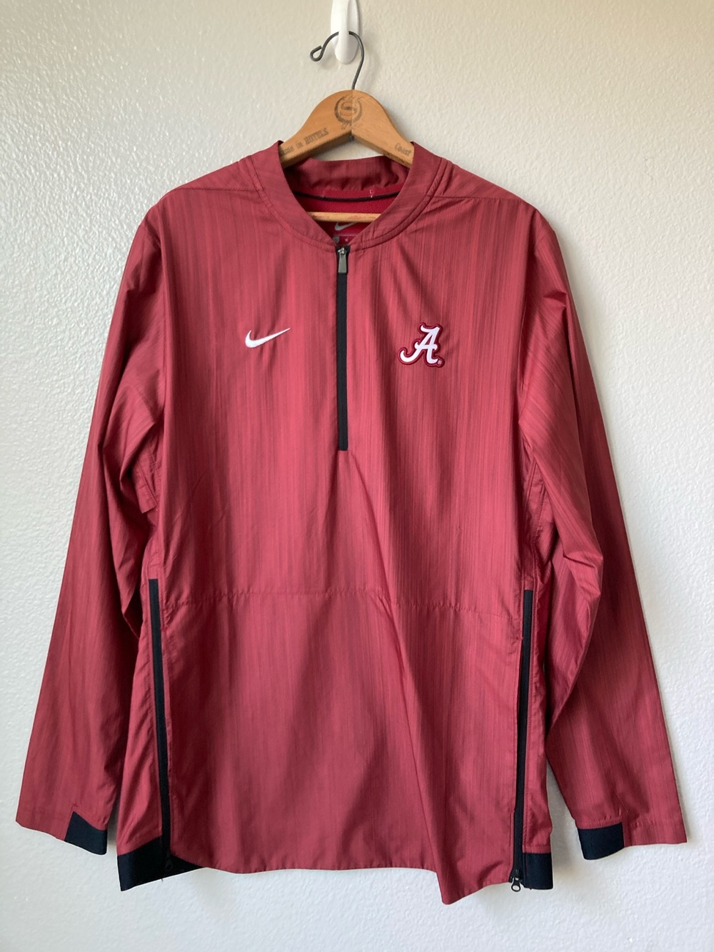 Nike Alabama Crimson Tide 1/4 Zip top lockdown jacket sz M